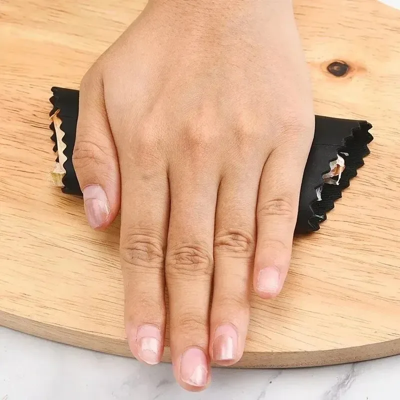 Tubo pelador de ajos, pelador  - Kitchen Gadgets Useful reseña y precio