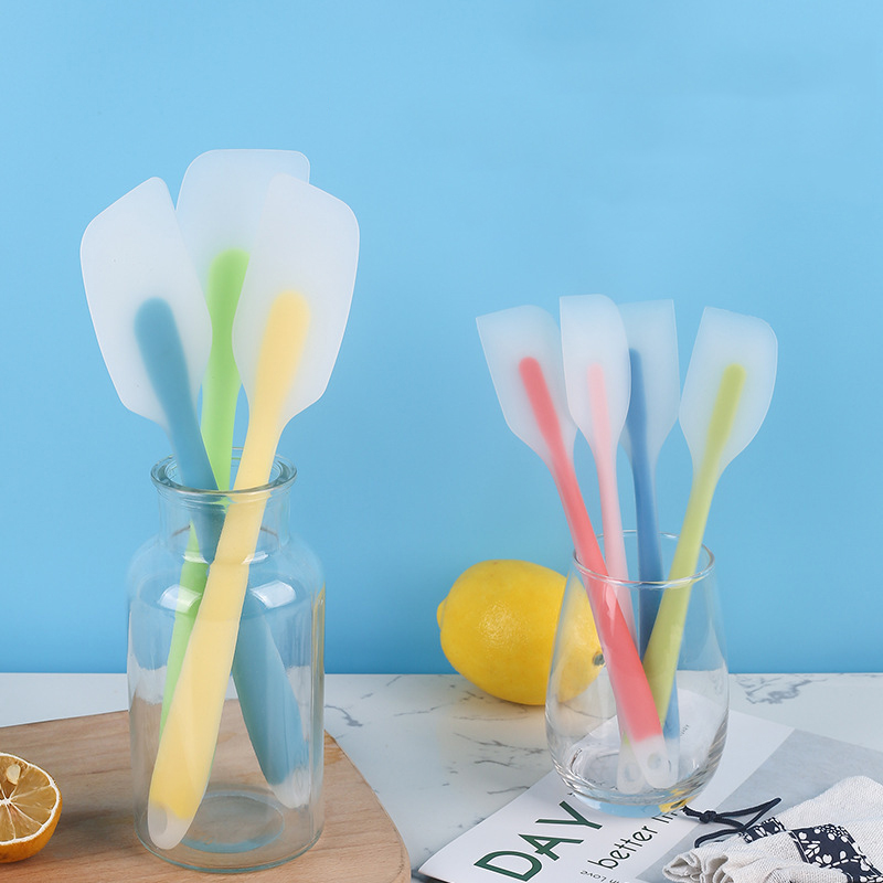 Espátula de Silicona Flexible  - Kitchen Gadgets To Have reseña y precio