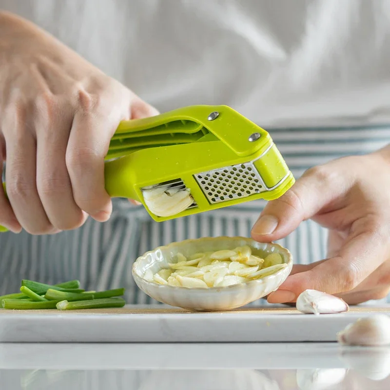 Picadora y rebanadora de ajo 2 - Kitchen Gadgets Cool reseña y precio